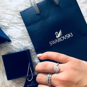 Swarovski SWIRL RING